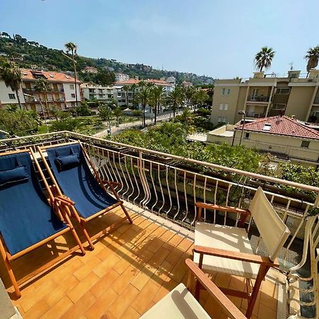 Casa Vacanze Il Veliero Διαμέρισμα Bordighera Εξωτερικό φωτογραφία
